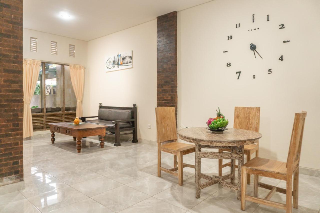 Townhouse, Pool & Kitchen, Ubud, Cucus Mondok Aparthotel Exterior photo